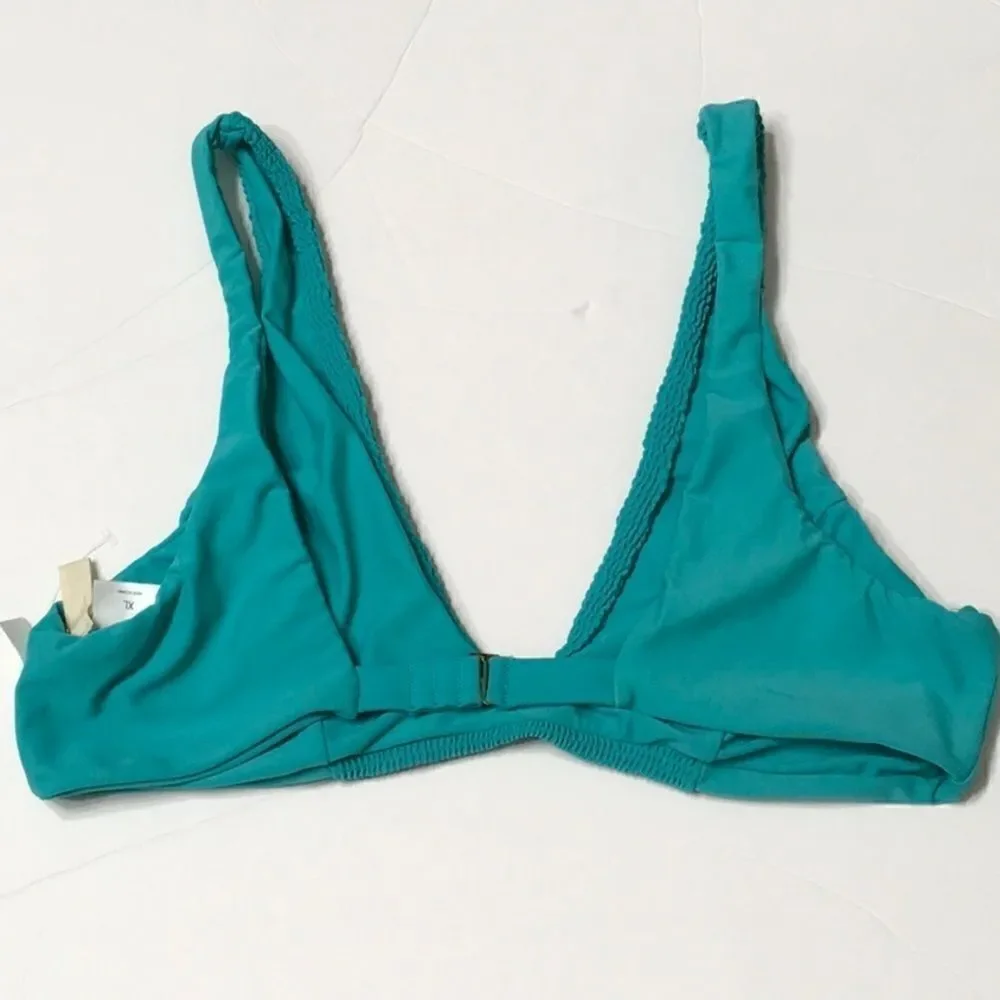 Smocked seafoam green bikini top. NWOT